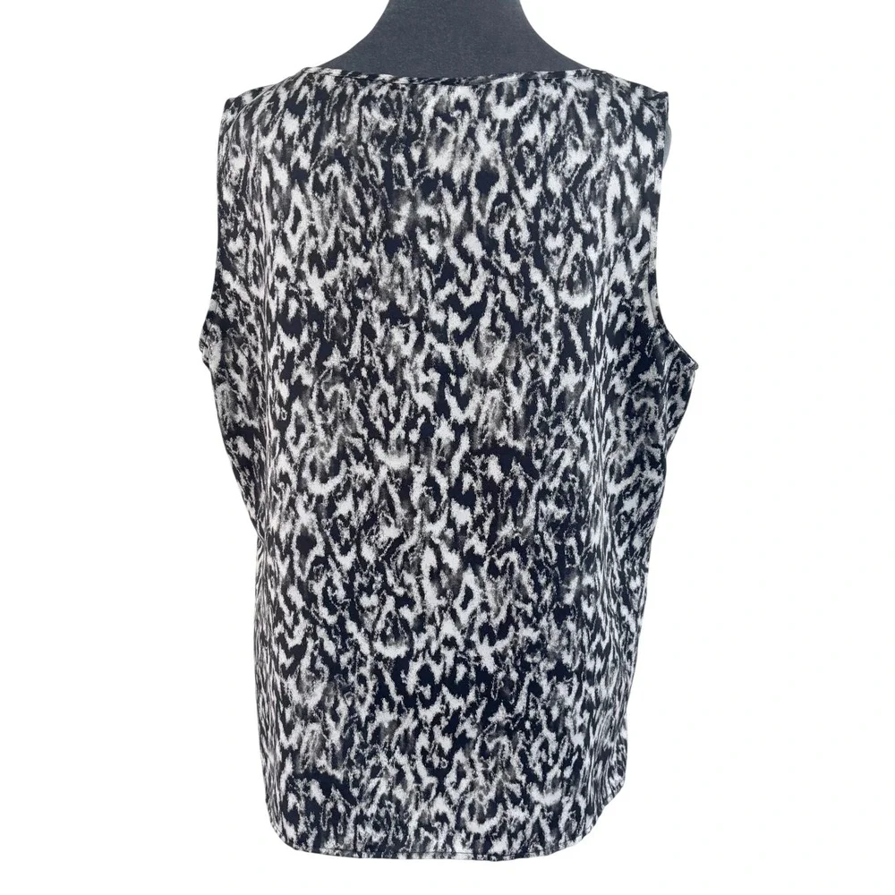 Chicos Black White Abstract Animal Print Tiered Ruffle Sleeveless Top (XL) 3 - Picture 2 of 9
